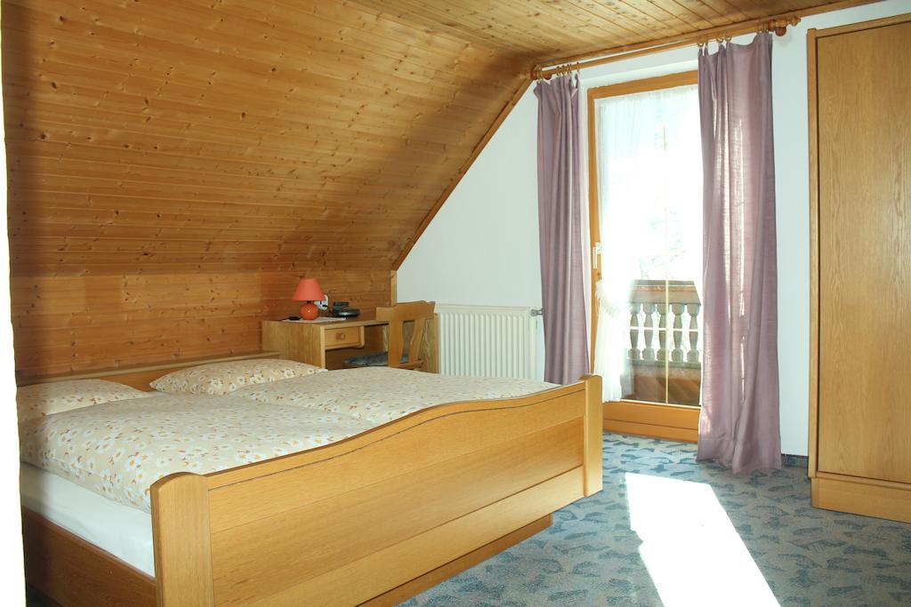 Appartement Pension Grasser Бад Кляйнкирххайм Экстерьер фото